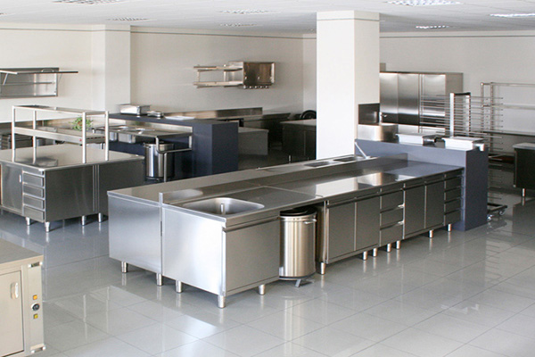 Tavoli Inox Per Cucine Professionali Sten Www Stenattrezzature Com